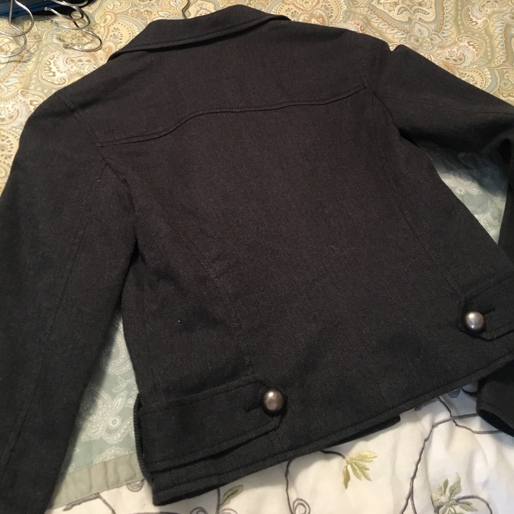 CUTE buttoned jacket! - Picture 4 of 4
